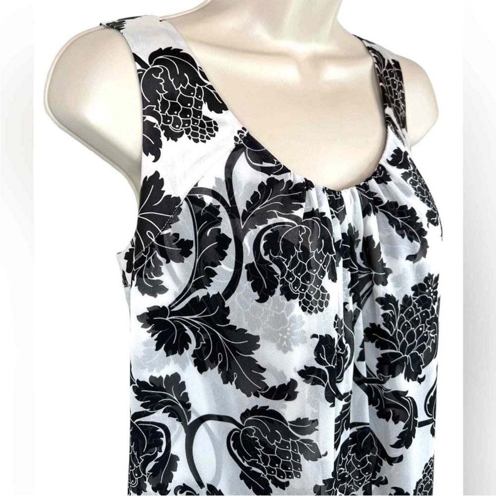 White House Black Market Black and White Mini Dress
